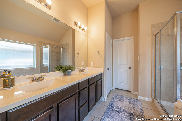 Image 19 of 25 For 14538 Rawhide