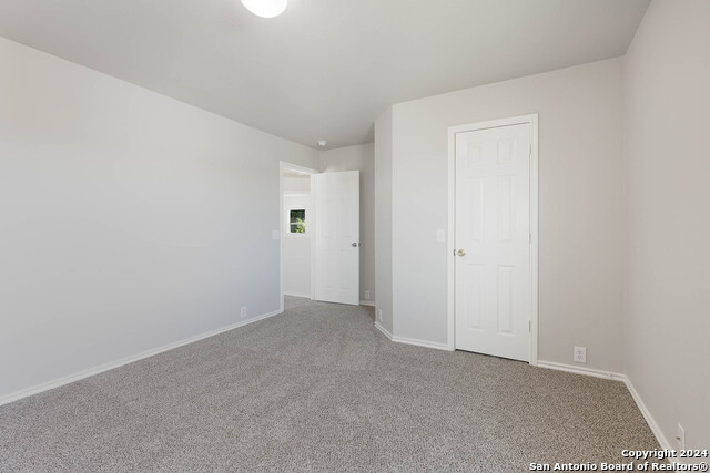 Image 24 of 38 For 5124 Brookline