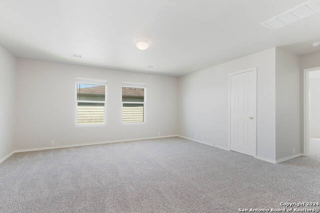 Image 28 of 38 For 5124 Brookline