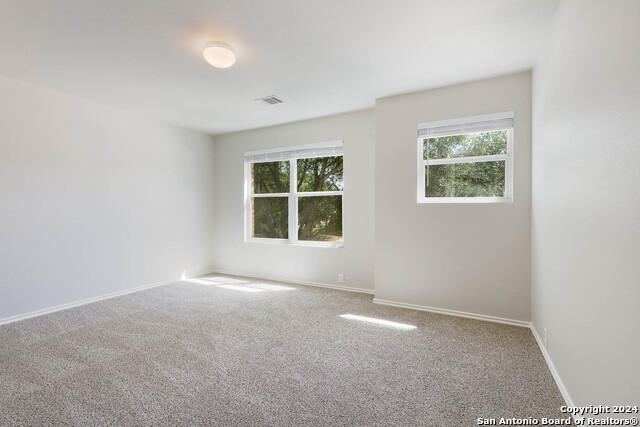 Image 35 of 38 For 5124 Brookline