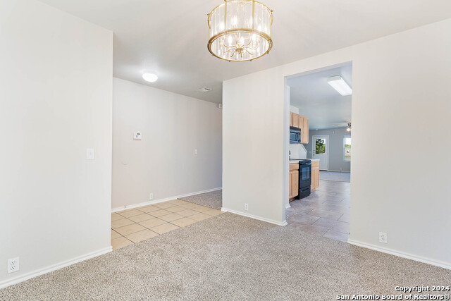 Image 7 of 38 For 5124 Brookline