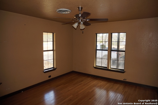 Image 17 of 35 For 1905 3rd  