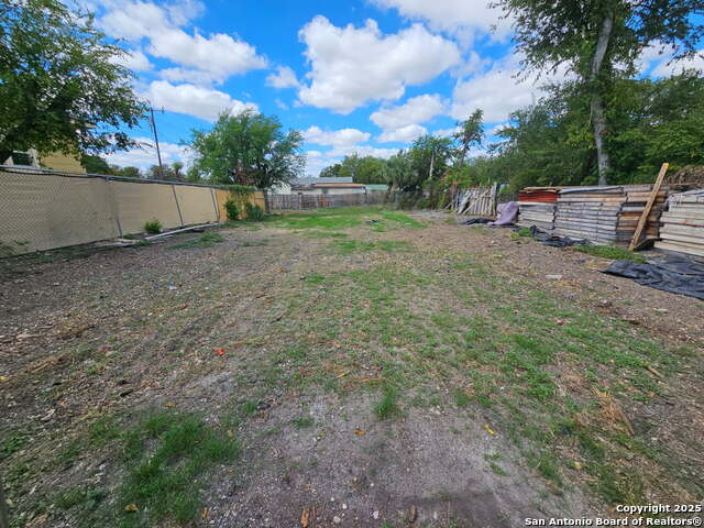 Listing photo id 0 for Tbd Anthony S