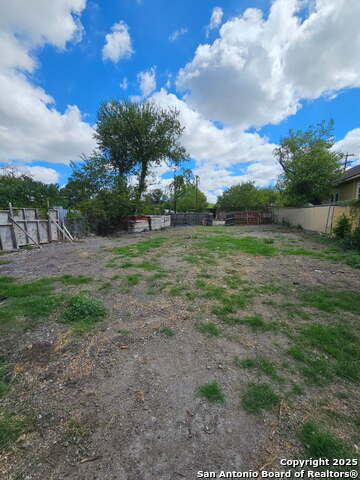 Listing photo id 1 for Tbd Anthony S