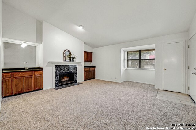 Image 4 of 28 For 7738 Chambers Rd  911