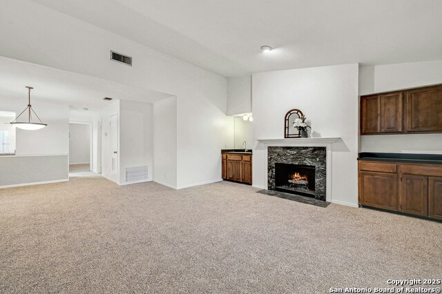 Image 5 of 28 For 7738 Chambers Rd  911