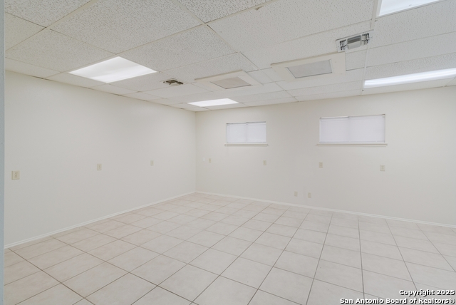 Listing photo id 15 for 14326 Bulverde