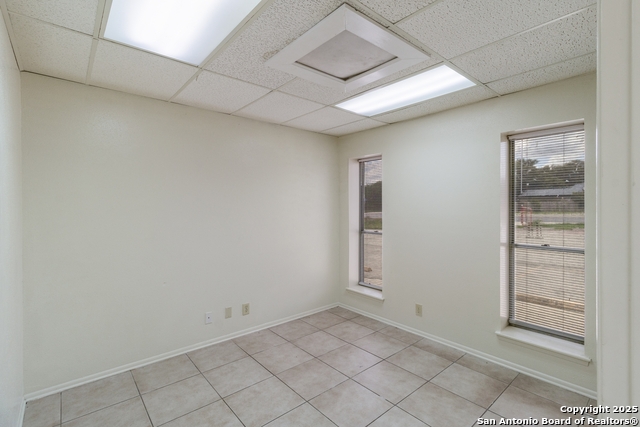 Listing photo id 17 for 14326 Bulverde