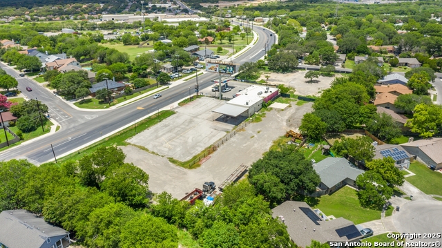 Listing photo id 18 for 14326 Bulverde