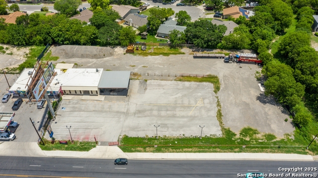 Listing photo id 20 for 14326 Bulverde