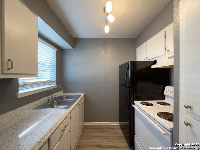 Image 10 of 29 For 2802 Lasses Blvd  15