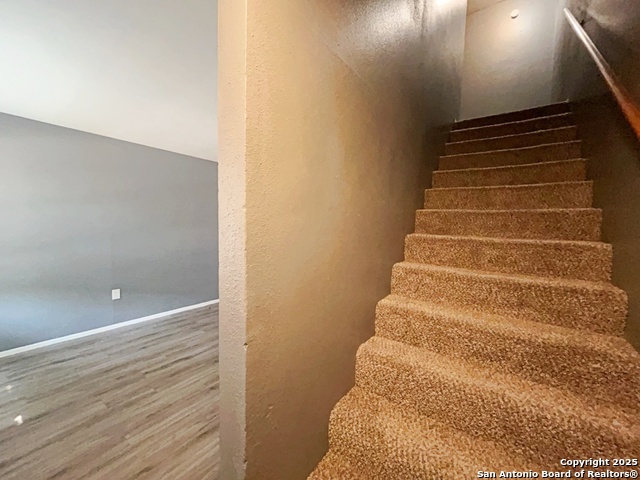 Image 13 of 29 For 2802 Lasses Blvd  15