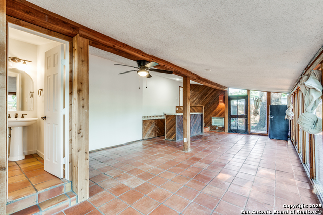 Image 18 of 25 For 215 Woodcrest