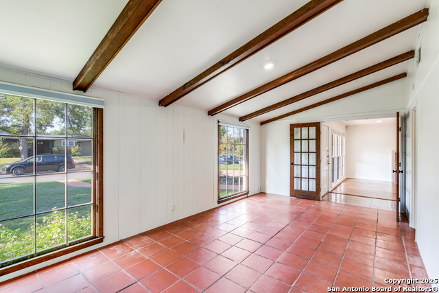 Image 21 of 25 For 215 Woodcrest