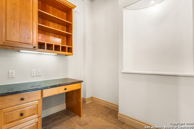 Image 21 of 35 For 6708 Ghia Ln