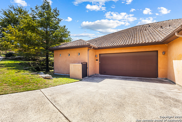Image 27 of 35 For 6708 Ghia Ln