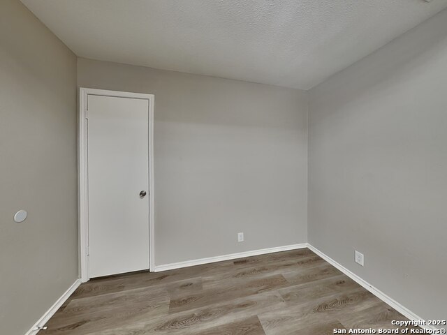 Image 14 of 18 For 10218 Basin  