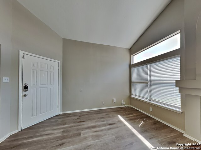 Image 2 of 18 For 10218 Basin  