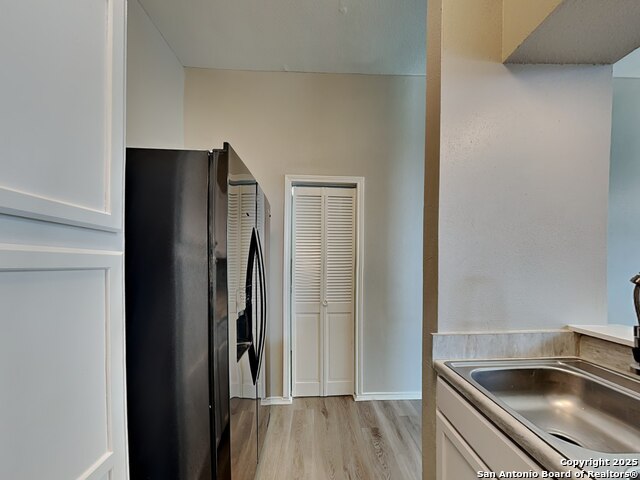 Image 7 of 18 For 10218 Basin  