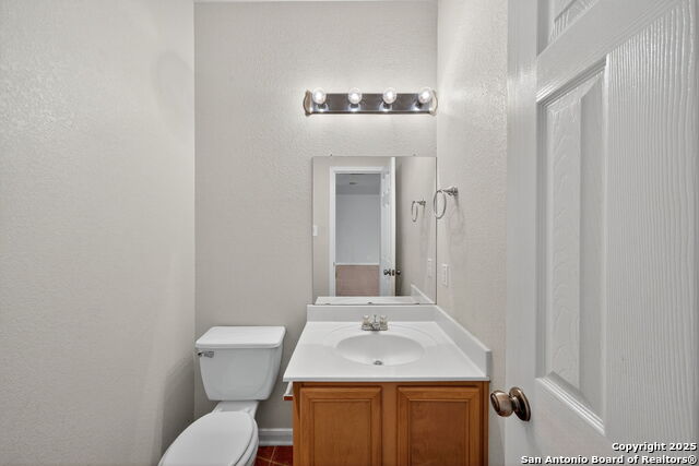 Image 14 of 32 For 25119 Royal Land