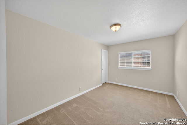 Image 21 of 32 For 25119 Royal Land