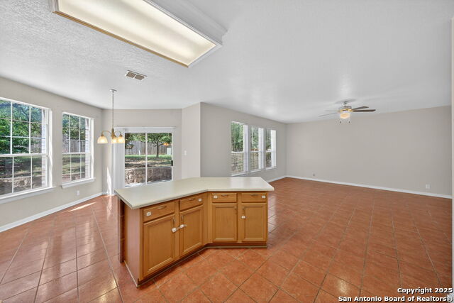 Image 9 of 32 For 25119 Royal Land