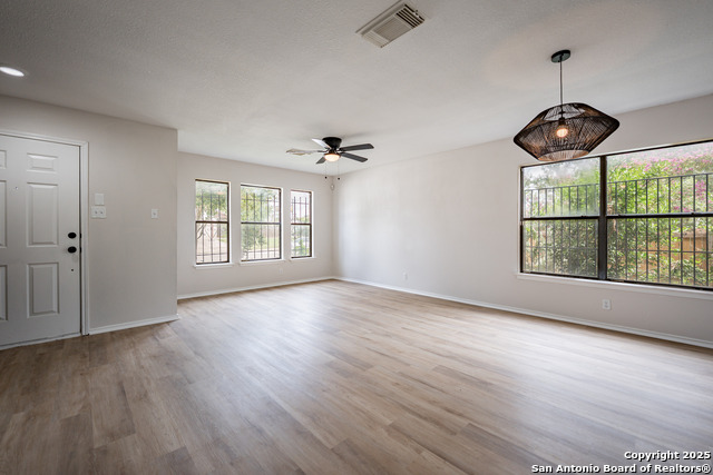 Image 12 of 33 For 11203 Berkley Sq