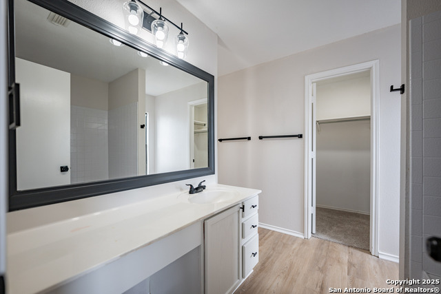 Image 19 of 33 For 11203 Berkley Sq