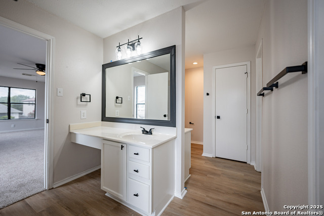 Image 20 of 33 For 11203 Berkley Sq