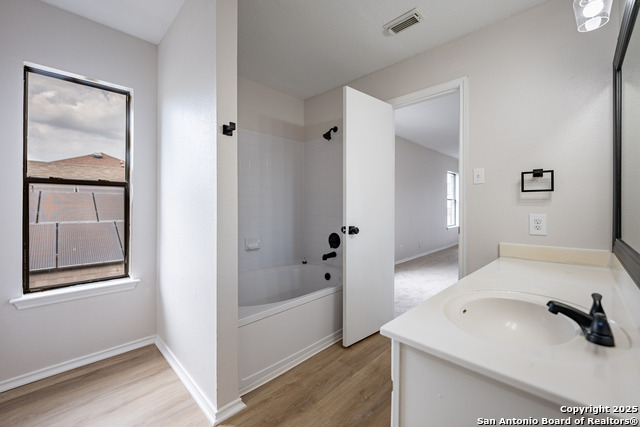 Image 22 of 33 For 11203 Berkley Sq