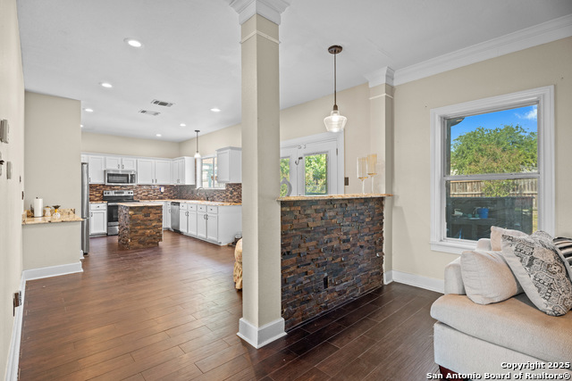 Image 10 of 29 For 11963 Adriana Maria