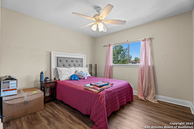 Image 23 of 29 For 11963 Adriana Maria