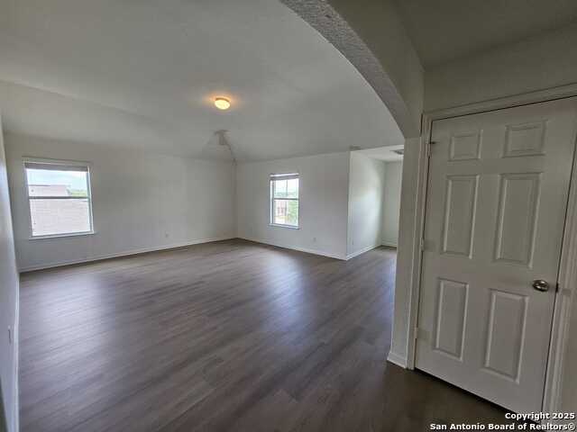 Image 14 of 24 For 4006 Shervin