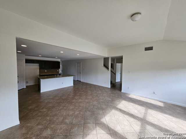 Image 6 of 24 For 4006 Shervin