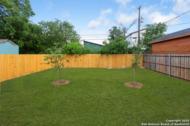 Image 12 of 14 For 1422 Sherman