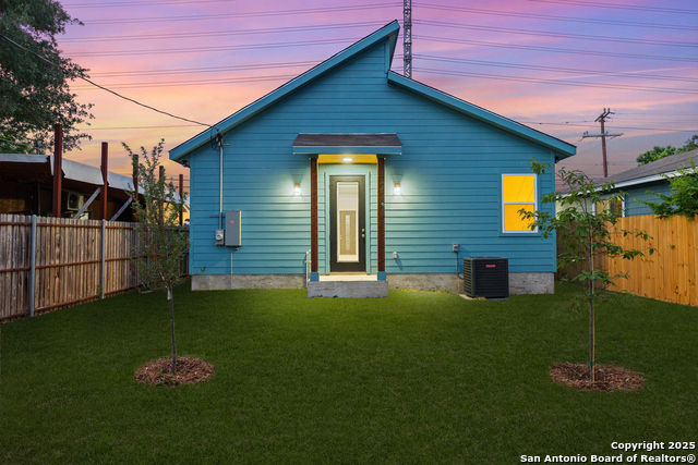 Image 13 of 14 For 1422 Sherman