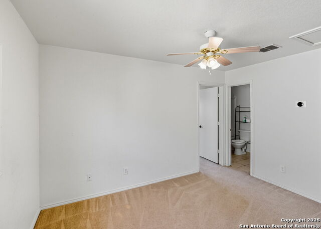 Listing photo id 10 for 3223 Crested Creek