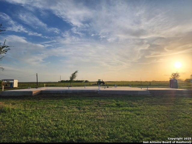 Details for 420 Cr 137  , Floresville, TX 78114