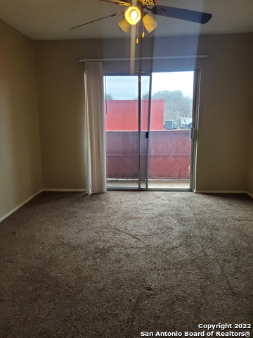 Image 5 of 6 For 3243 Nacogdoches Rd  910
