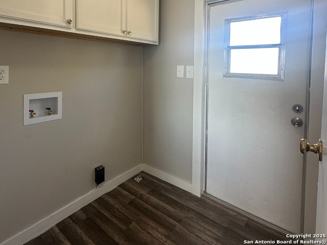 Listing photo id 10 for 175 Cr 481  