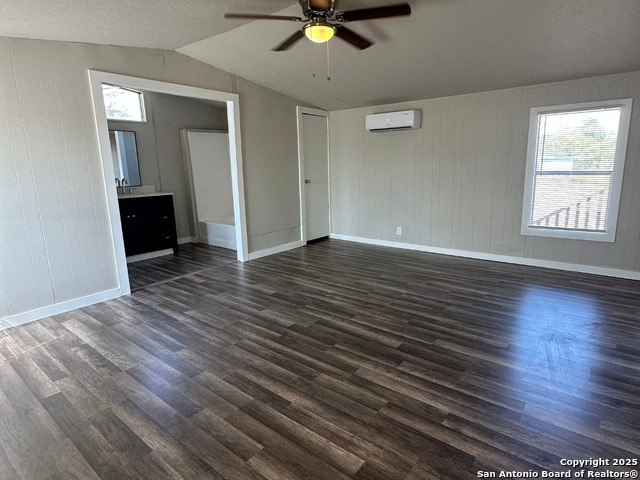 Listing photo id 5 for 175 Cr 481  