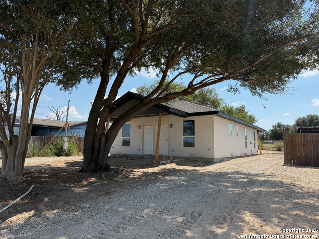 Details for 3274 N Ih 35, Natalia, TX 78059