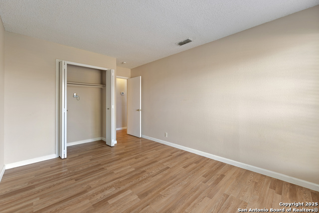 Image 16 of 31 For 9140 Timber Path 2204