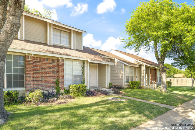 Image 3 of 31 For 9140 Timber Path 2204