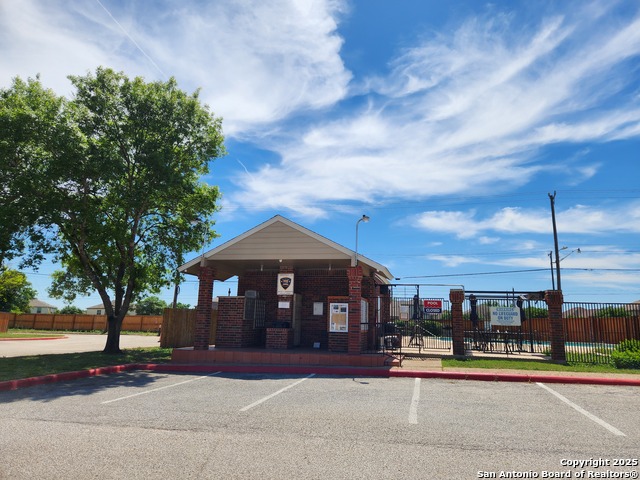 Image 30 of 31 For 9140 Timber Path 2204