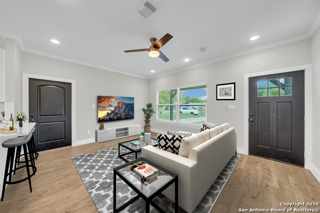Listing photo id 3 for 4130 Moana