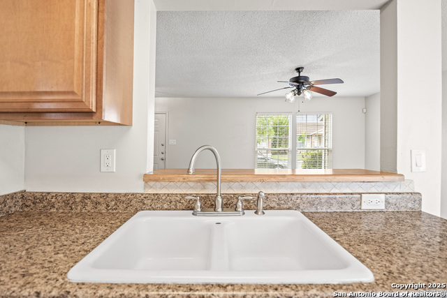 Image 11 of 30 For 9140 Timber Path 1204