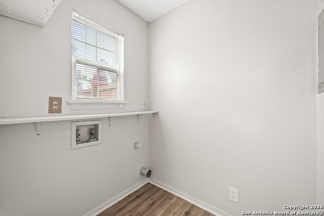 Image 12 of 30 For 9140 Timber Path 1204