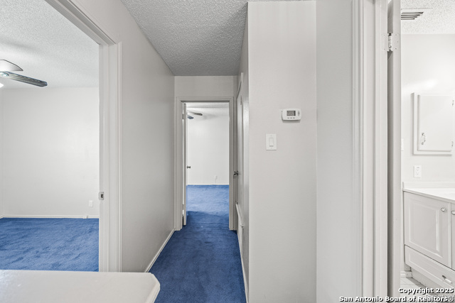 Image 15 of 30 For 9140 Timber Path 1204