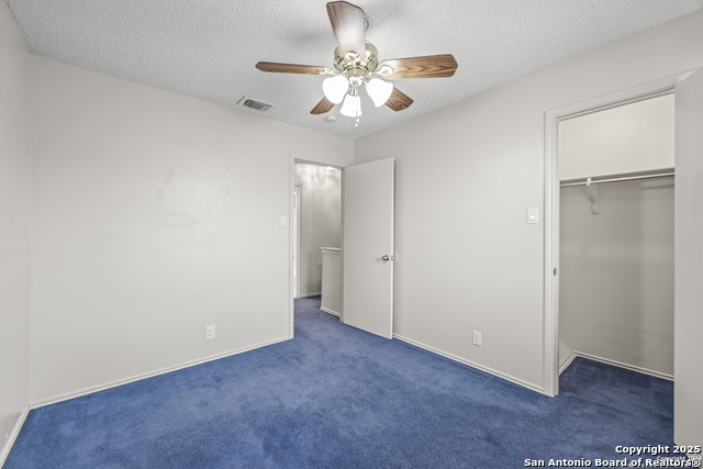 Image 17 of 30 For 9140 Timber Path 1204